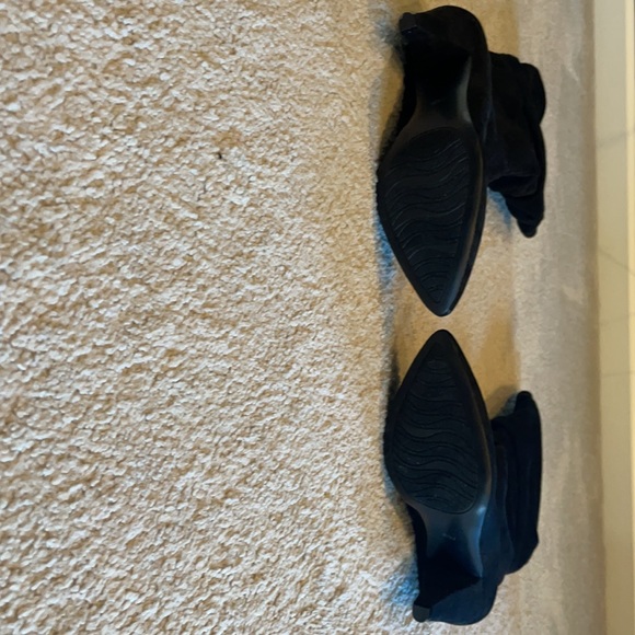 Suede boots - Picture 4 of 5